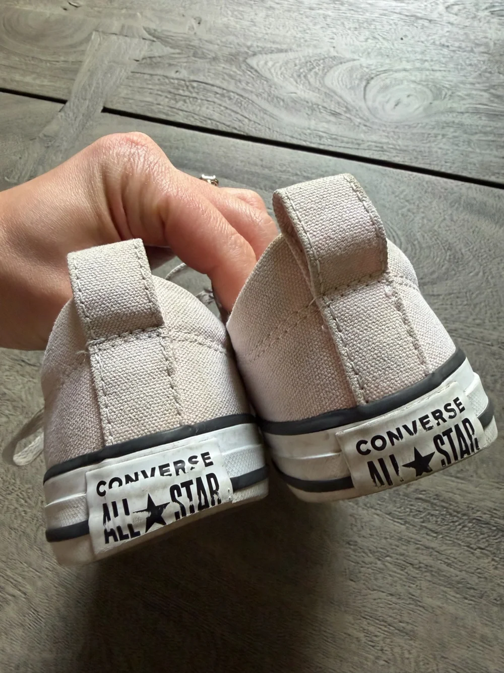 Converse Kids Low-Top Canvas Sneakers in Light Beige